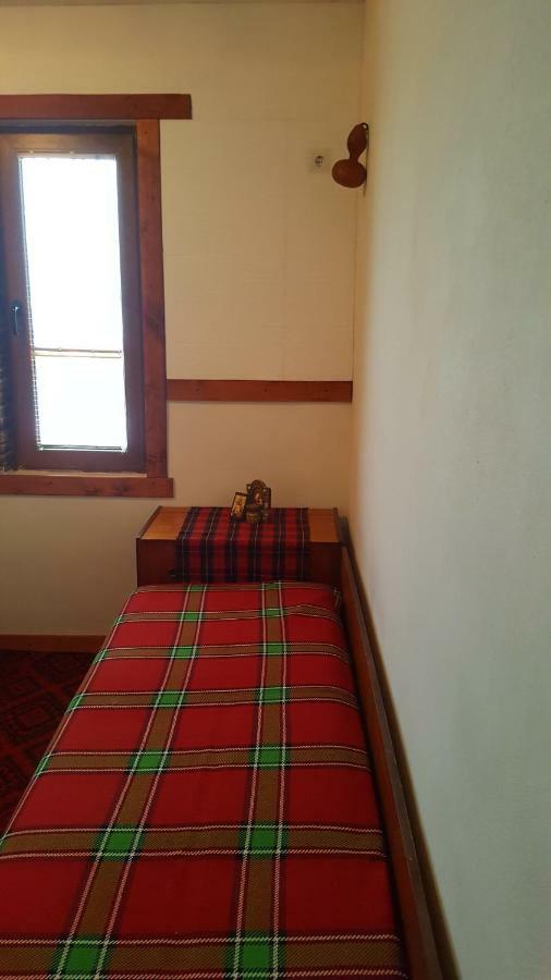 Събевата Къща Hotel Sinio Burdo ภายนอก รูปภาพ